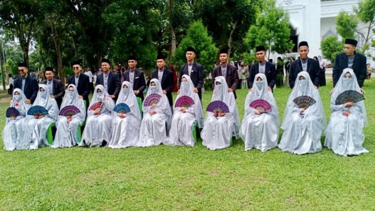 Gubernur Sumut Hadiri Pernikahan Massal Santri Hidayatullah Deli Serdang