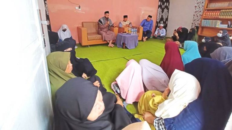 Perjalanan Membina Muallaf di Lereng Gunung Sibayak