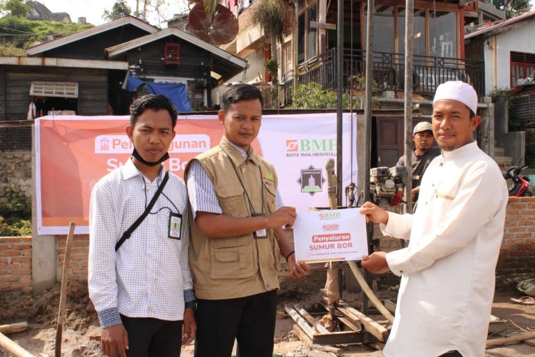 Bangun Sumur Bor Pertama di Berastagi Tahun 2022