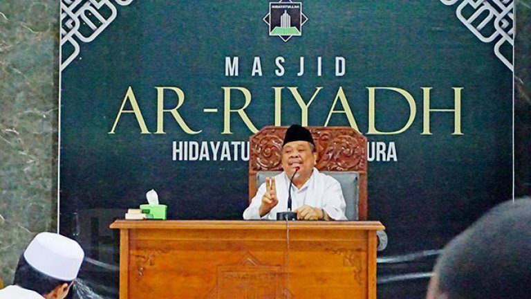Sedih Ust Abdul Qadir Jaelani Terhalang Nikmati Shalat Berjamaah