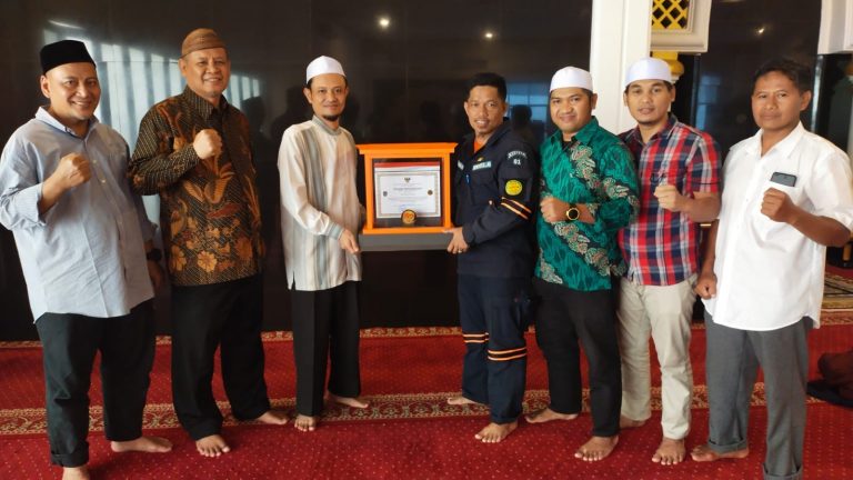 Ketum DPPH Apresiasi SAR Hidayatullah Terima Piagam Penghargaan dari Basarnas