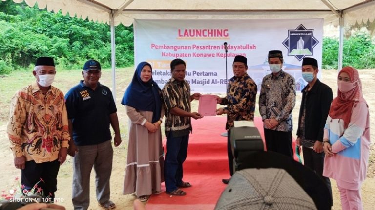 Bupati Konkep Resmikan Pesantren Pertama di Konawe Kepulauan