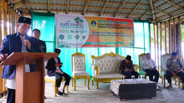Rakerwil Hidayatullah Sulut Launching Program Tebar 10000 Al-Qur’an ke Pelosok