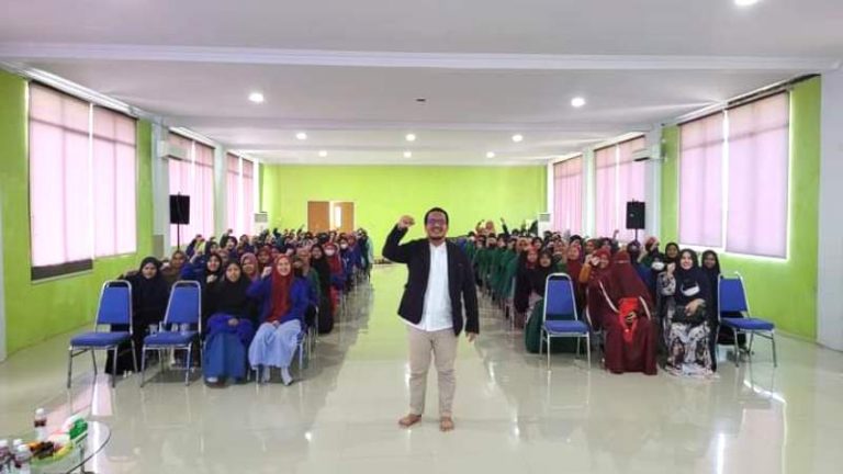 Ketum Aphida Berbagi Motivasi Entrepreneurship di Kampus IAIAS Batam