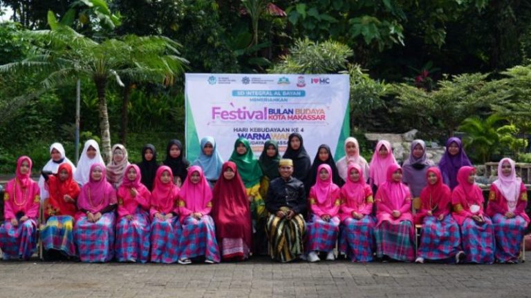 Sekolah Integral Albayan Meriahkan Hari Kebudayaan ke-4 Kota Makassar