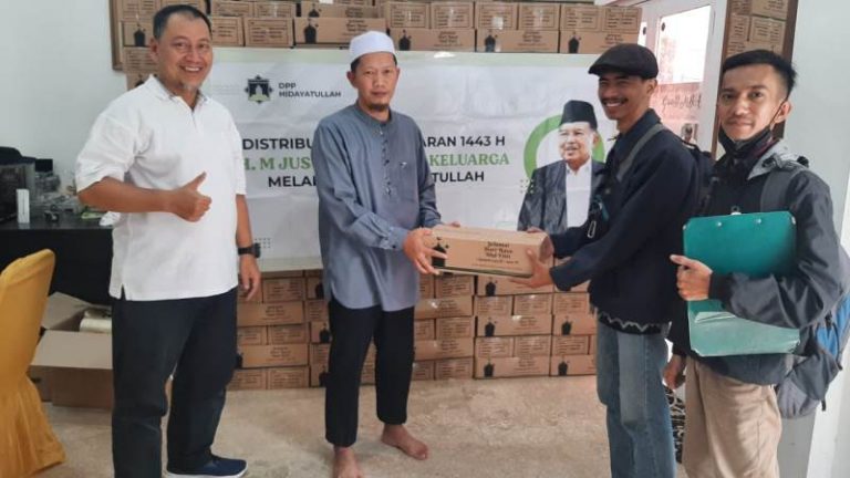 Hidayatullah Distribusikan 1500 Paket Lebaran Amanah dari Jusuf Kalla