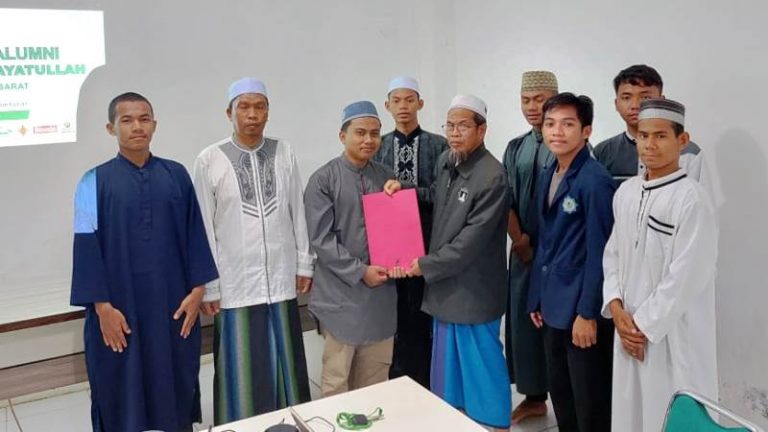 Hidayatullah Papua Barat Kirim Alumni Studi ke Jawa dan Kaltim