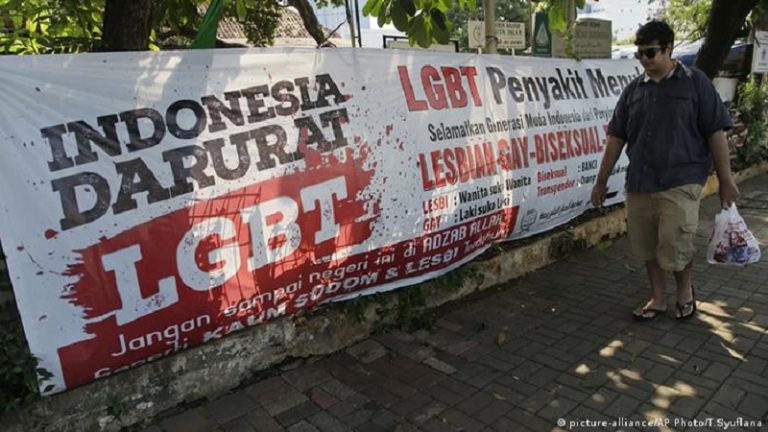 LGBT dalam Tinjauan Islam