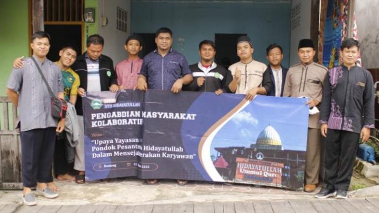 Mahasiswa STIS Hidayatullah Menjalani Tugas Pengabdian Masyarakat ke 13 Kota