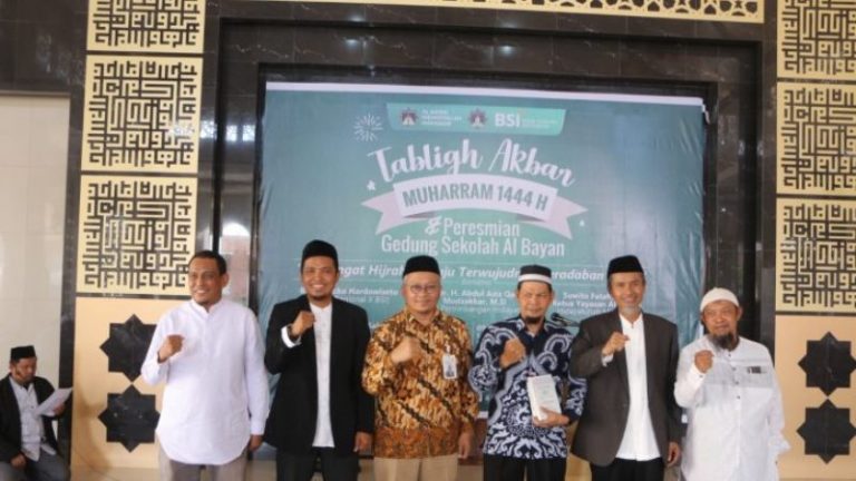 Al Bayan Makassar Rilis Program Madrasah Orangtua Santri