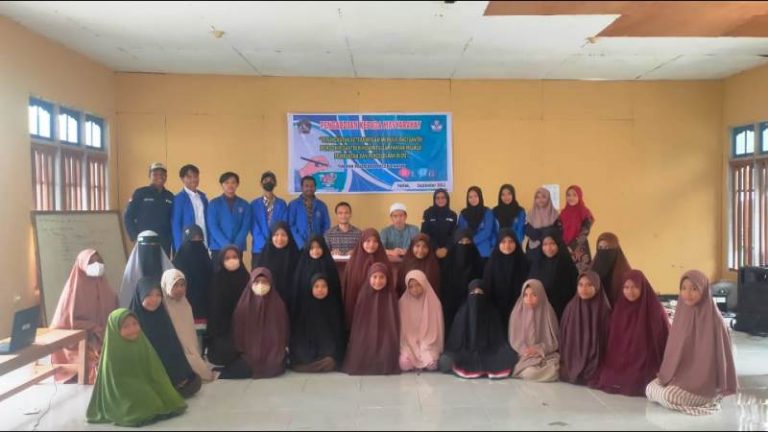Santri Ponpes Hidayatullah Fakfak Papua Barat ikut Pelatihan Kreatif Digital