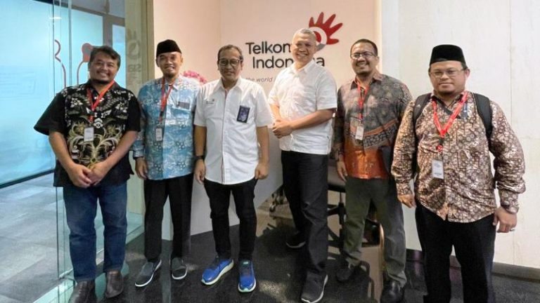PT Telkom – LPH Hidayatullah Kerjasama Penerapan Blockchain Sertifikasi Industri Halal