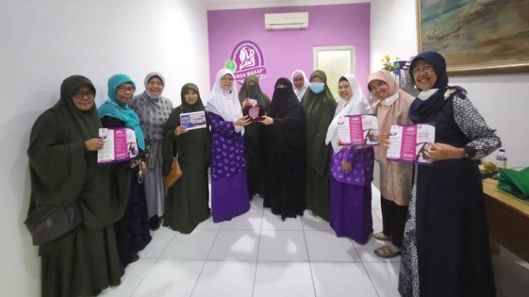 Perkuat Ukhuwah Pengurus Pusat Mushida dan PP Wanita Islam Jalin Silaturrahim