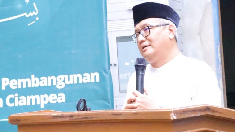 Keharuan Ir Tedi Nurhikmat Wakafkan Tanah untuk Masjid dan Pesantren