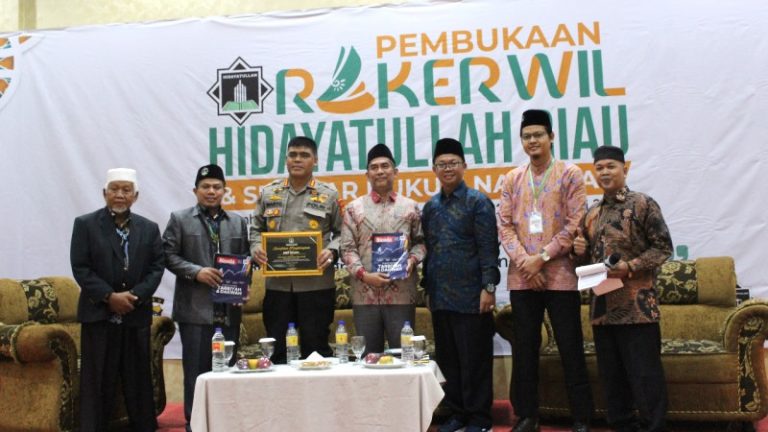 Rakerwil DPW Riau Dirangkai Seminar Hukum Bertajuk Dai Cerdas di Era Digital