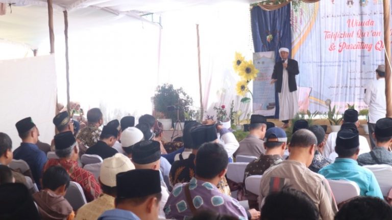 Abah Zain Ajak Praktikkan Nilai nilai Al-Quran dalam Kehidupan