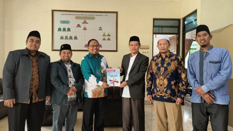 DPP Hidayatullah Anjangsana Silaturrahim ke Ar-Raayah Sukabumi
