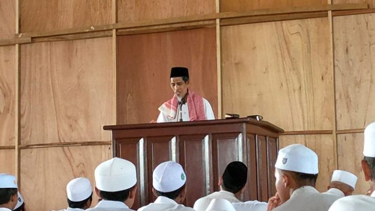‘Bashiroh’ Pemimpin Umum tentang Sosok Ustadz Jamaluddin Jadi Kenyataan