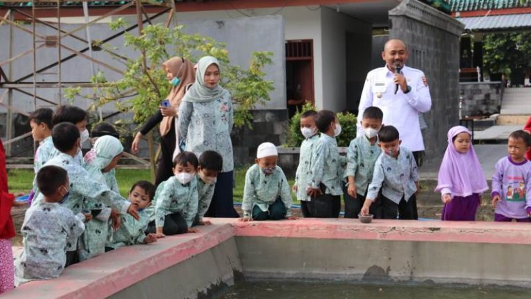 Bupati Ony Anwar Sambut Ceria Anak KBTK Yaa Bunayya Hidayatullah Ngawi