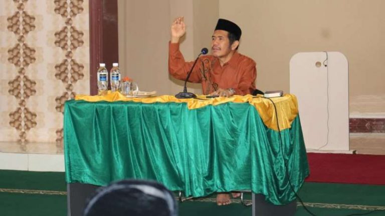 Ustadz Jamaluddin Nur, Sang Inspirator yang Heroik