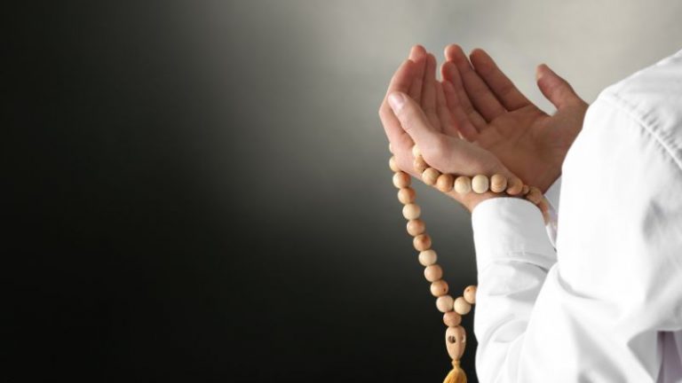 Menyimak Seksama Nasihat Para Ulama