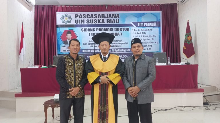 Abdul Ghofar Hadi Raih Gelar Doktor dengan Predikat Cumlaude