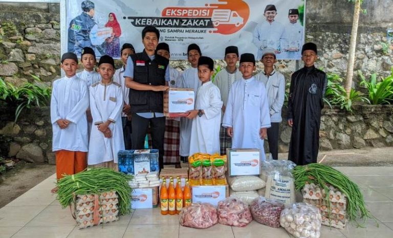 Ekspedisi Kebaikan Zakat Laznas BMH Sapa Santri di NTB