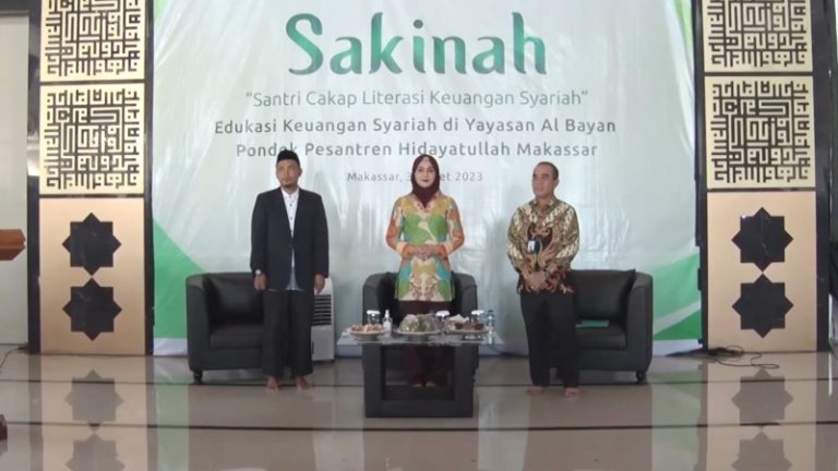 OJK Edukasi Literasi Keuangan Syariah di Ponpes Hidayatullah Makassar