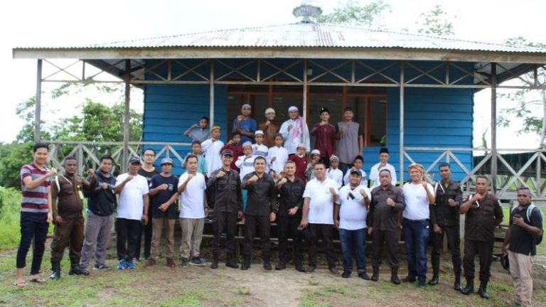 Momen Ramadhan Kepala Kejari Aru Anjangsana ke Kampus Hidayatullah