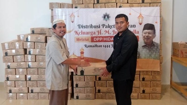 Ramadhan 1444, Jusuf Kalla Kembali Salurkan Paket Bingkisan Lebaran
