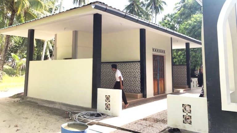 BMH Launching Tempat Wudhu dan MCK di Pulau Penaah Lingga Kepri