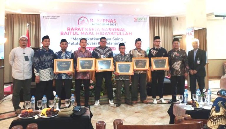 Rakernas Laznas BMH, Bengkulu Raih Award ‘Perwakilan dengan Inovasi Marketing Terbaik’