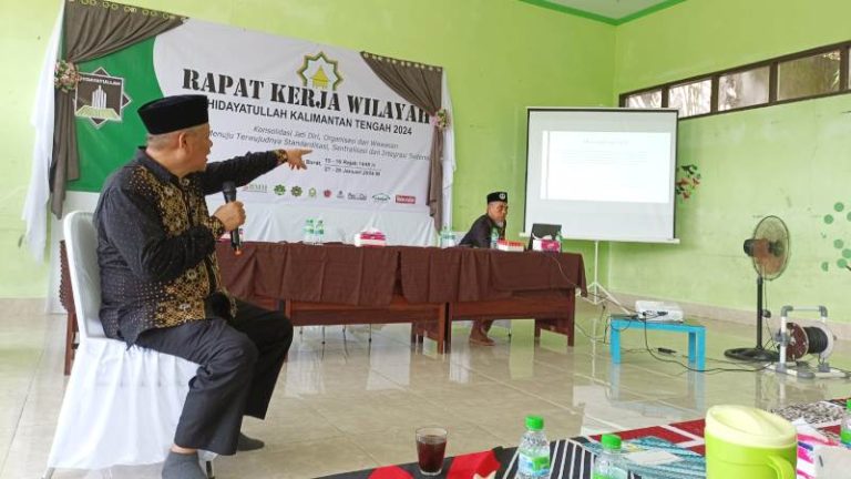 Dampingi Rakerwil DPW Kalteng, Nursyamsa Hadis Tekankan Kader Harus Berhalaqah