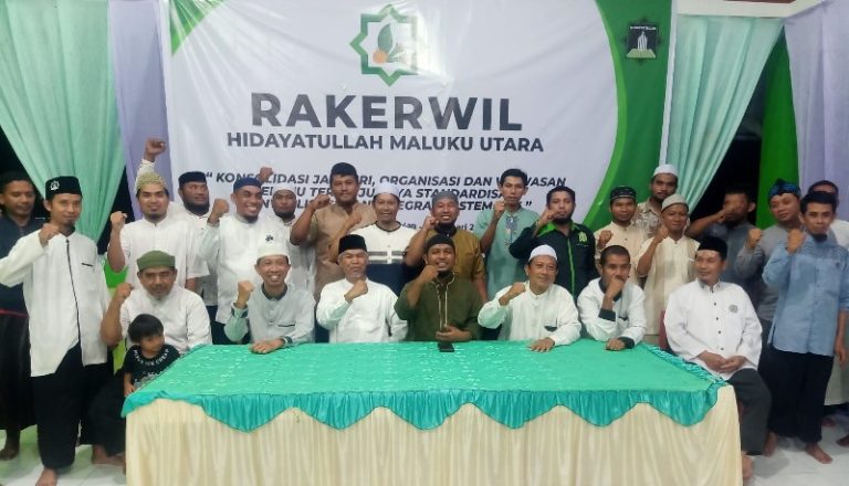 Tutup Rakerwil Malut, Wahyu Rahman Tekankan Soliditas dan Realisasi Program