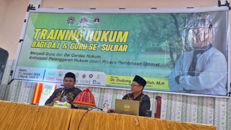 Training Hukum bagi Dai dan Guru se-Sulbar Tekankan Bijak Bermedia Sosial