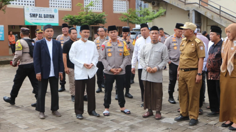 Kapolda Sulsel Silaturahmi ke Ponpes Al Bayan Hidayatullah Makassar