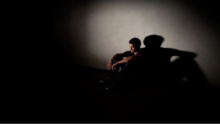 Bagaimana Kita Membedakan Antara Ujian dan Azab?