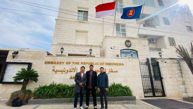 Delegasi BMH Kunjungi KBRI Yordania untuk Aksi Peduli Pengungsi Palestina dan Suriah