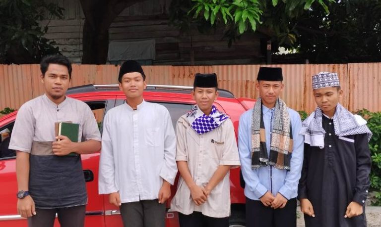 SMP Integral Hidayatullah Tondo Kirim Tim Safari Dakwah Ramadhan ke Berbagai Daerah