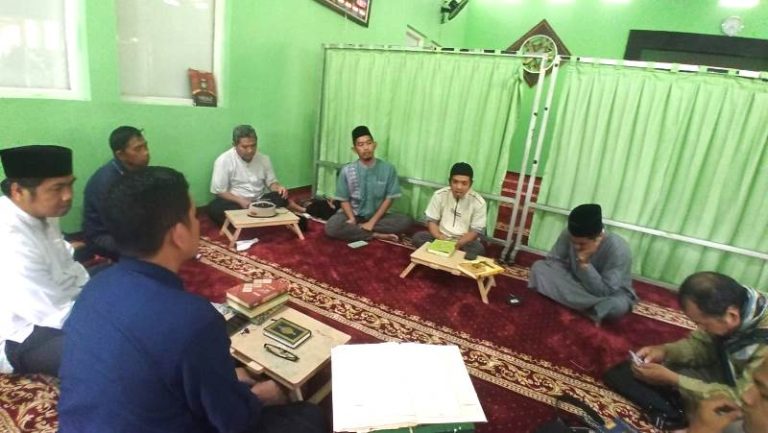 Halaqah di Masjid Hidayaturrahman Motivasi Umat untuk Perkuat Doa dan Semangat Iman