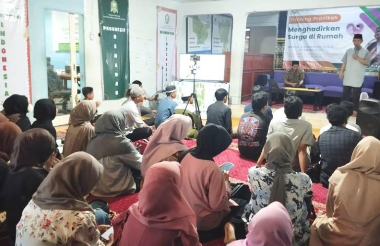 Inilah Tiga Pola Hubungan Suami Istri yang Saling Berkaitan dan Menguatkan