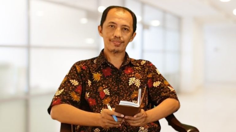 Membedah Elemen Jurnalistik Menurut Bill Kovach dan Tom Rosenstiel