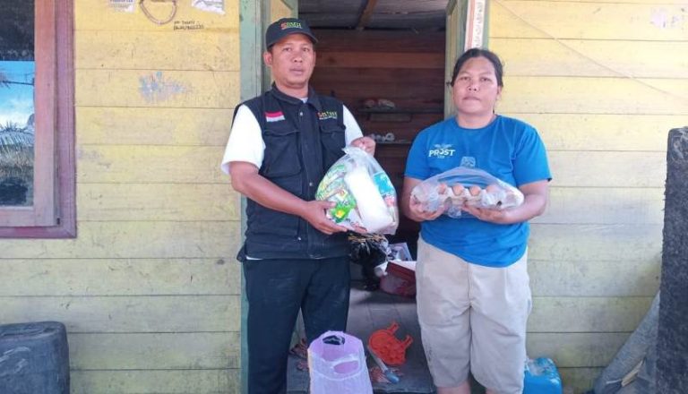 Sinergi BMH dan GMB Salurkan Bantuan untuk Korban Banjir di Mahakam Ulu