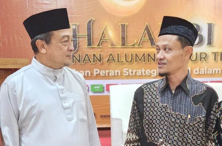 Ketua Umum Hidayatullah Hadiri Halal Bihalal Jaringan Alumni Timur Tengah Indonesia