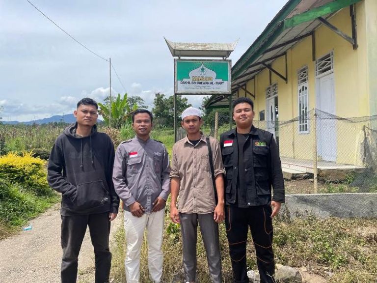 Teguh Hamid Antar Cahaya Kebaikan Islam di Desa Lingga Raja Kabupaten Dairi