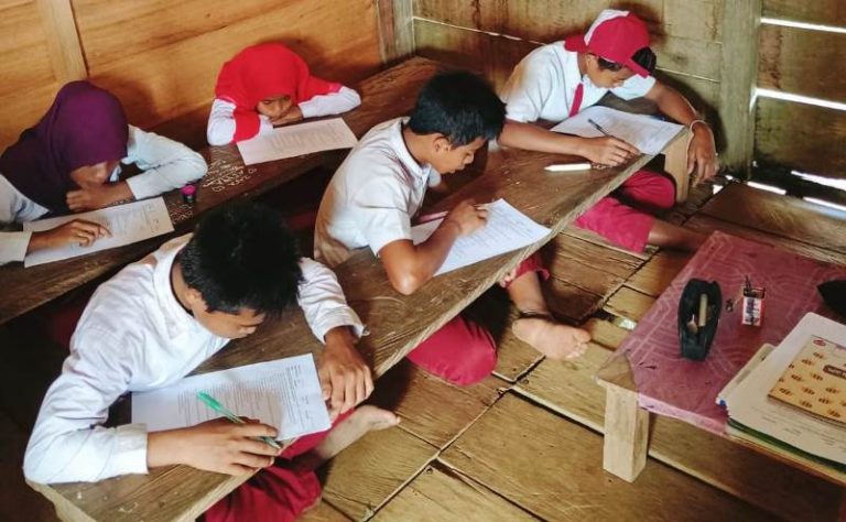 PosDai Gulirkan Program Literasi untuk Dukung Pendidikan Anak Muallaf Pedalaman