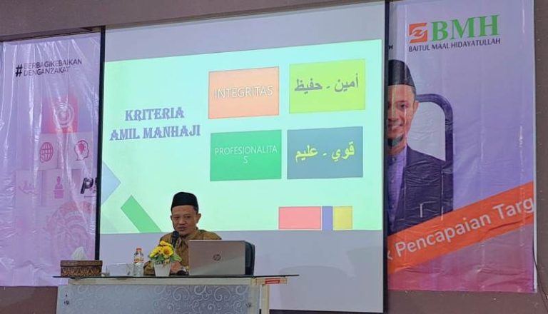 Bangun Karakter Manhaji Menapaki Jalan Menuju Visi Lembaga Amil Zakat Terdepan