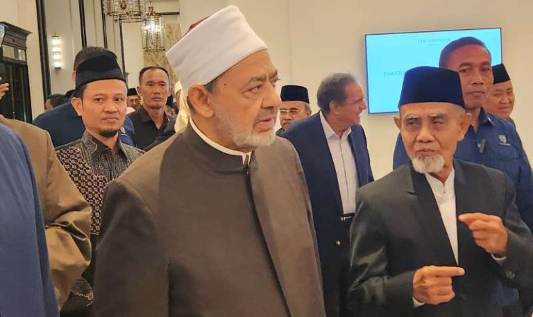 Grand Syekh Al-Azhar Ahmad Al-Tayyeb Ingin Menjadi Guru Taman Pendidikan Al-Quran
