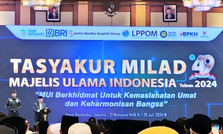 Ketua Umum DPP Hidayatullah Hadiri Tasyakuran Milad MUI ke-49