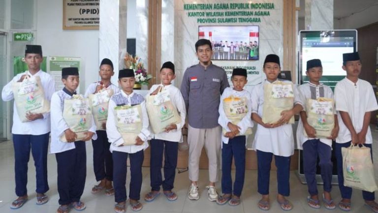Berbagi Cinta dan Keberkahan di Tahun Baru Islam 1446 Hijriah di Sultra